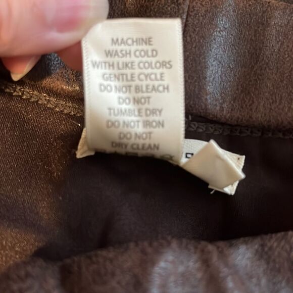 MAX‎ STUDIO Womens Faux Leather Pants Size M Distressed Look Brown Pull-On - Picture 7 of 7